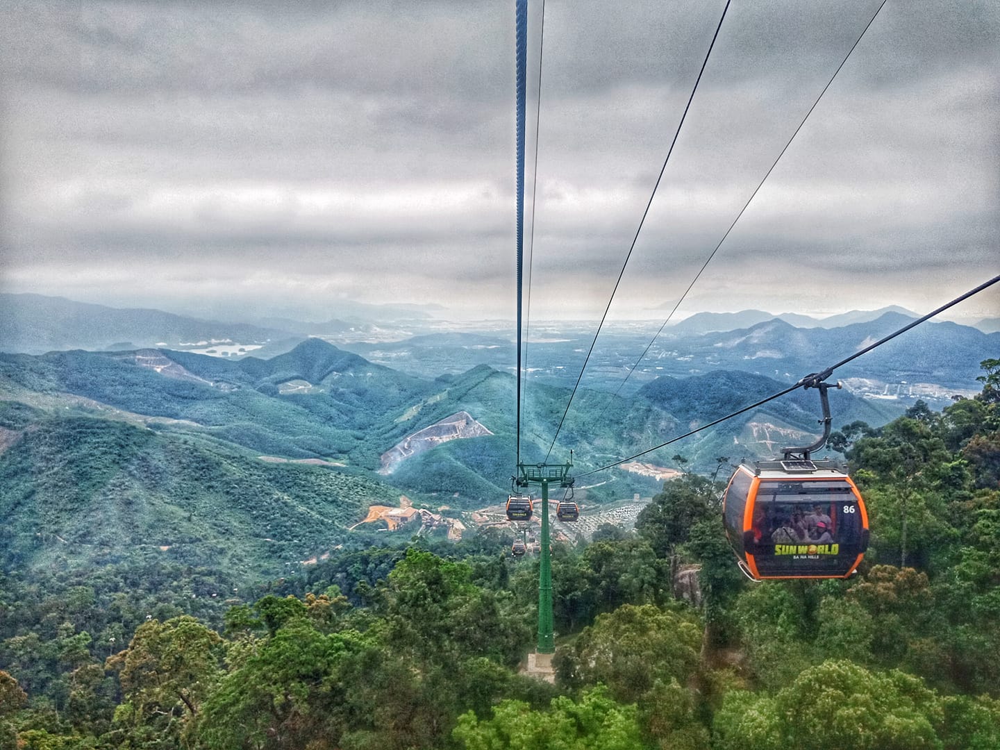 Ba Na Hills Cable car